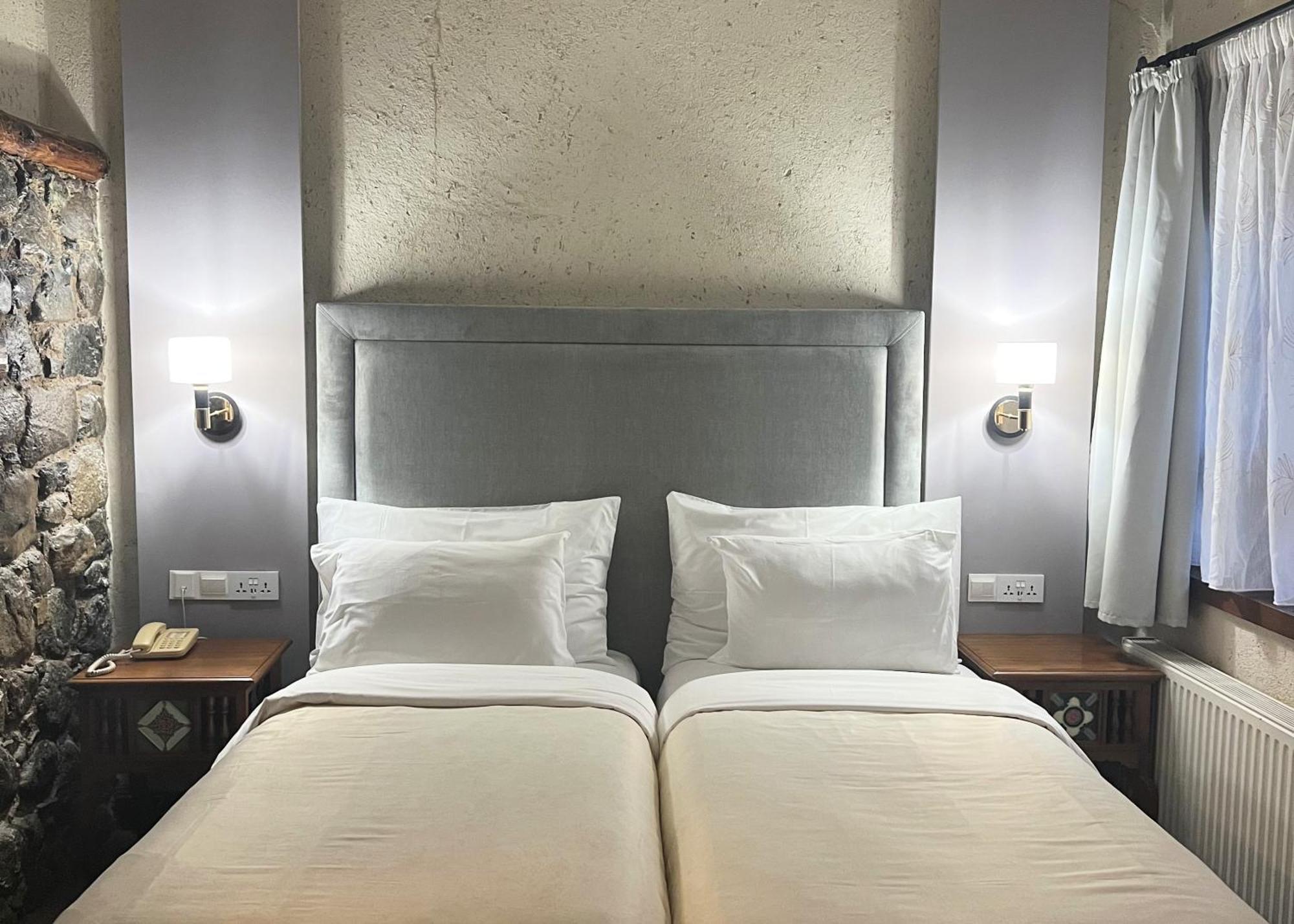 The Mill Hotel 카코페트리아 외부 사진